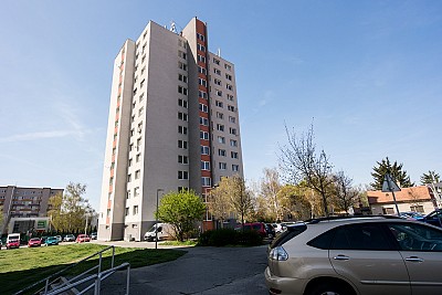 3 izbový byt, Stupava, ulica Mlynská: , ÚP: 69,96 m2 + 2 m2 lodžia, zateplený dom, samostatné izby.